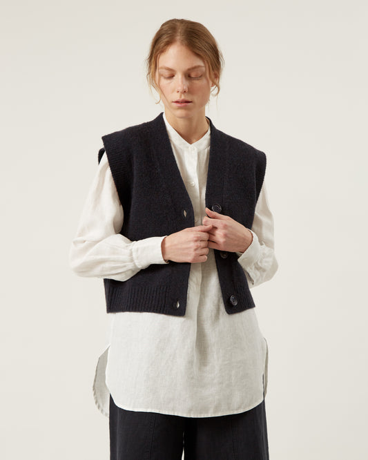 ELAYNE wool and yak sleeveless cardigan