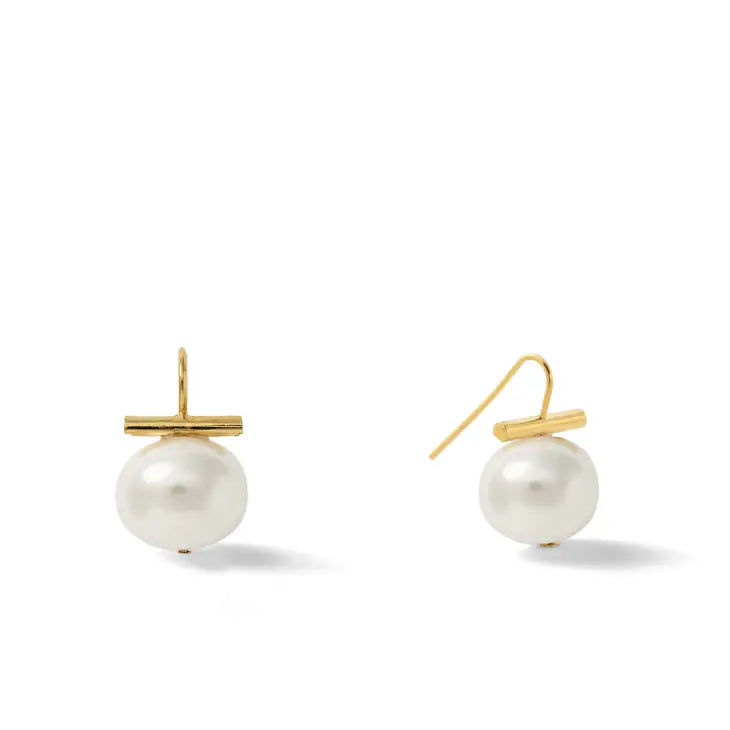 Classic Medium Pebble Pearls earrings - CC+Co