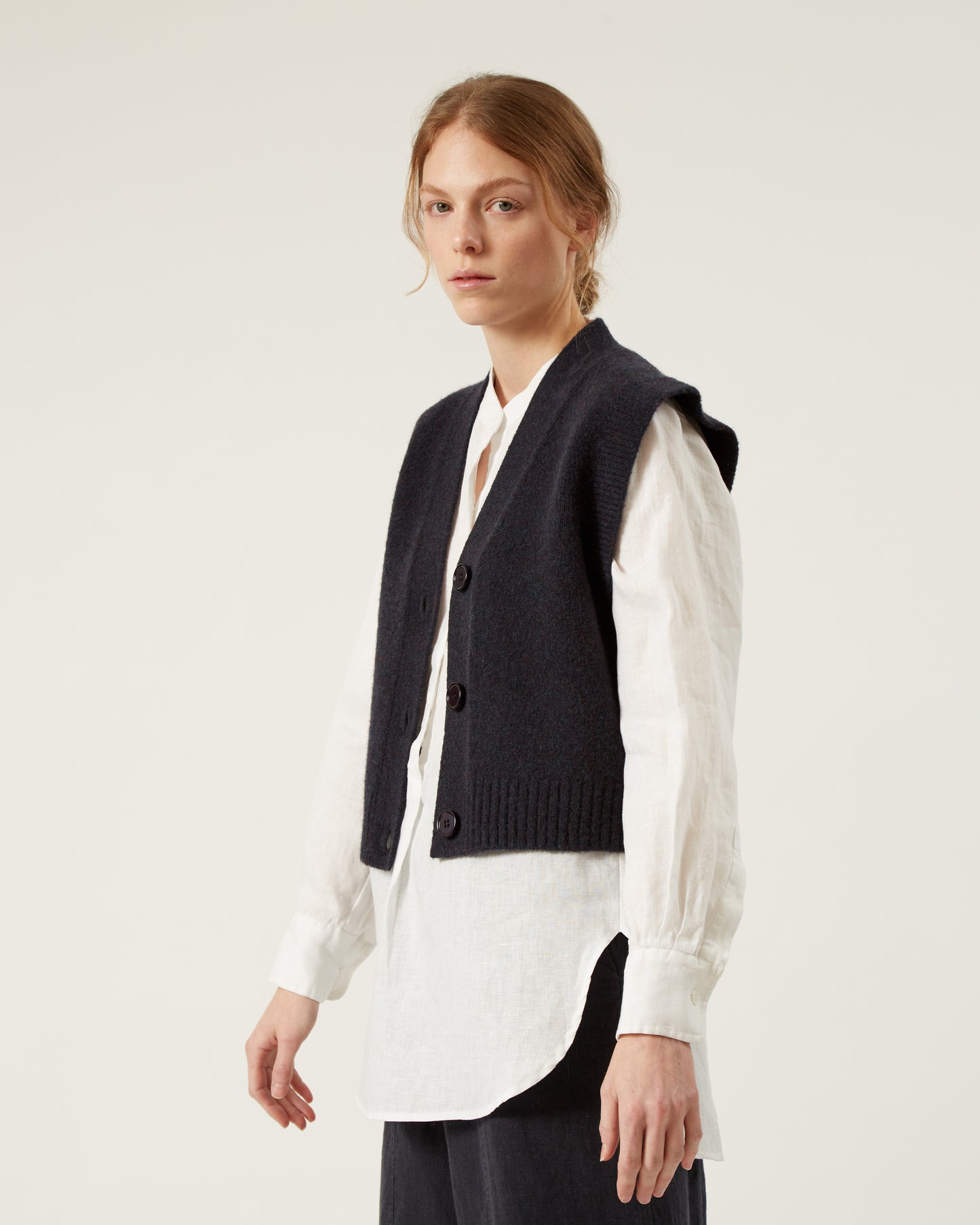 ELAYNE wool and yak sleeveless cardigan