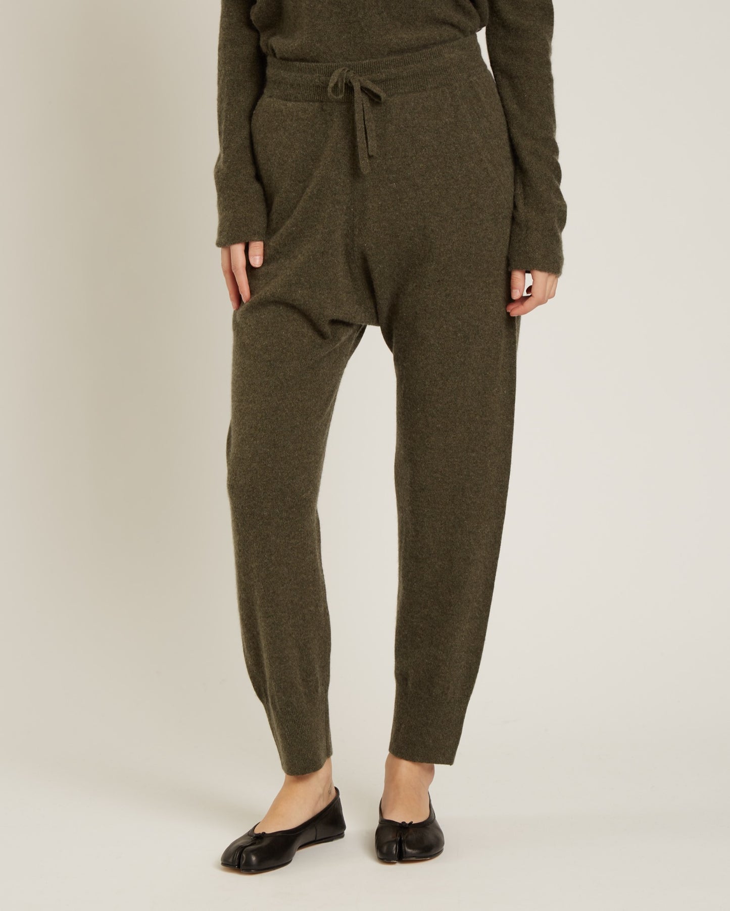 TORRI wool and cashmere jogger pants
