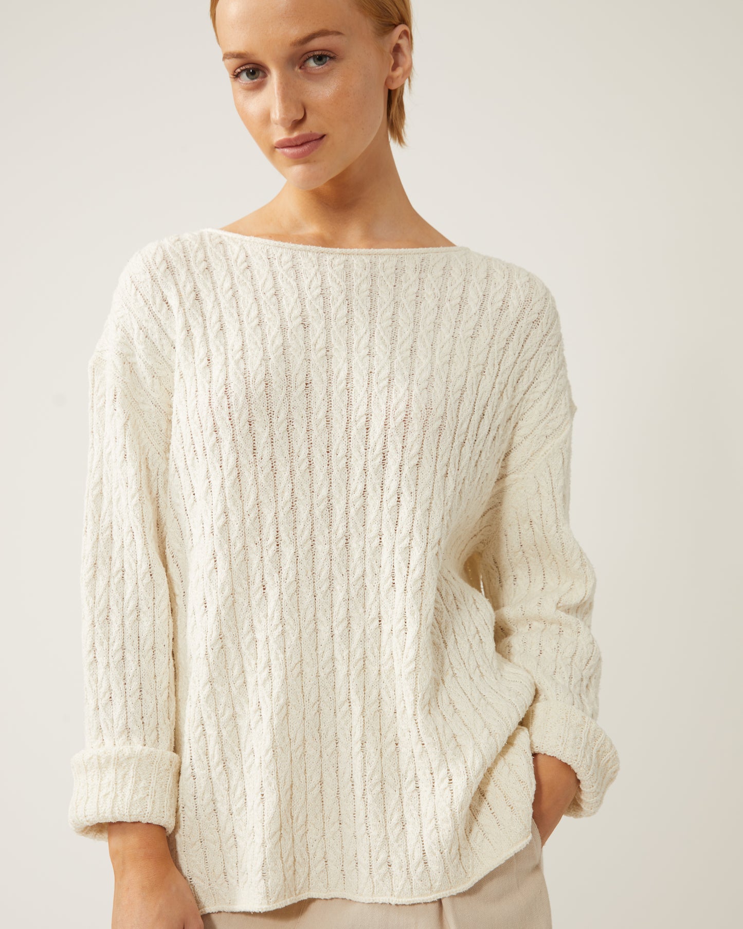 chandail en coton et soie à col bateau et maille torsadée JUDE