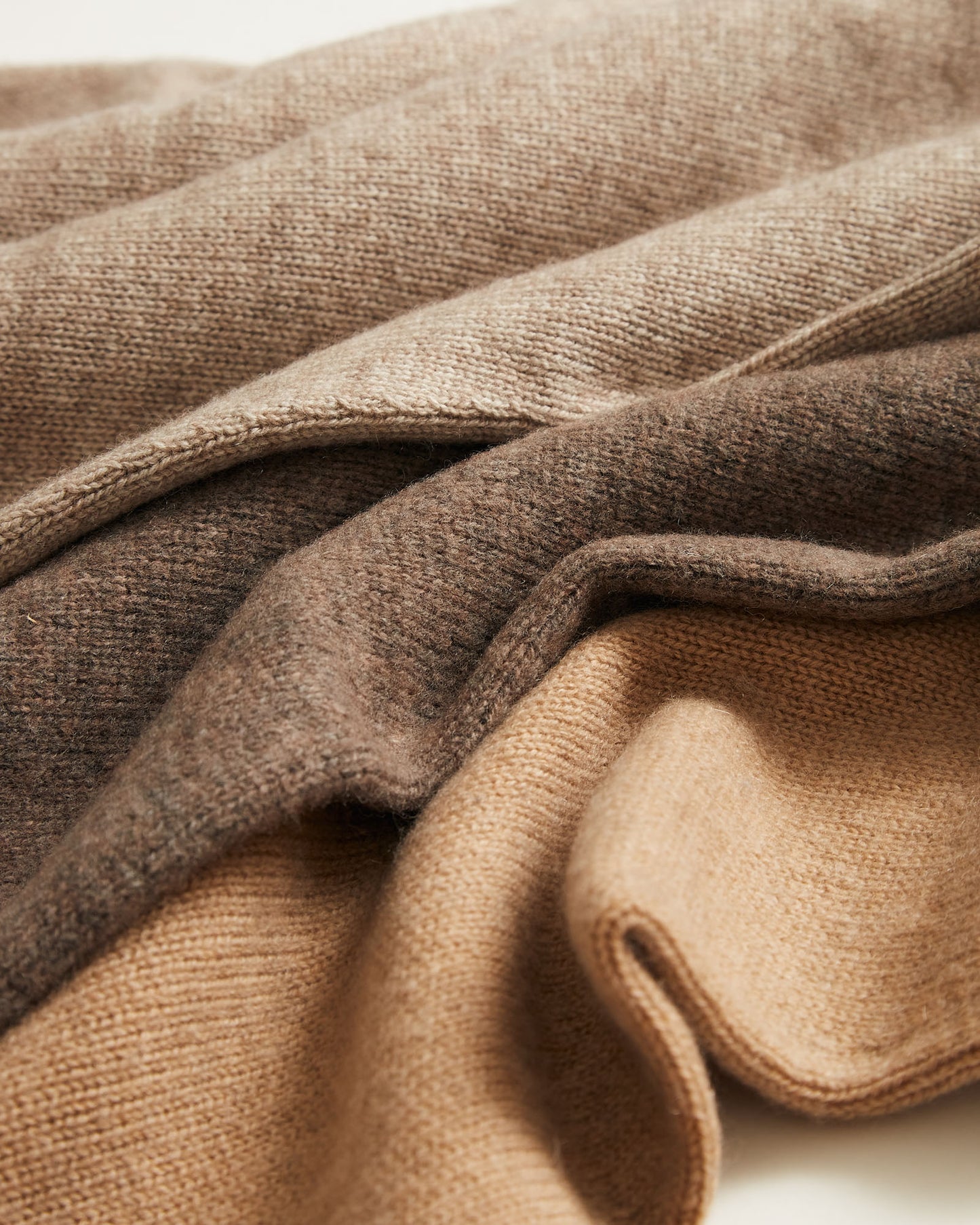 MINNA wool and cashmere neck warmer