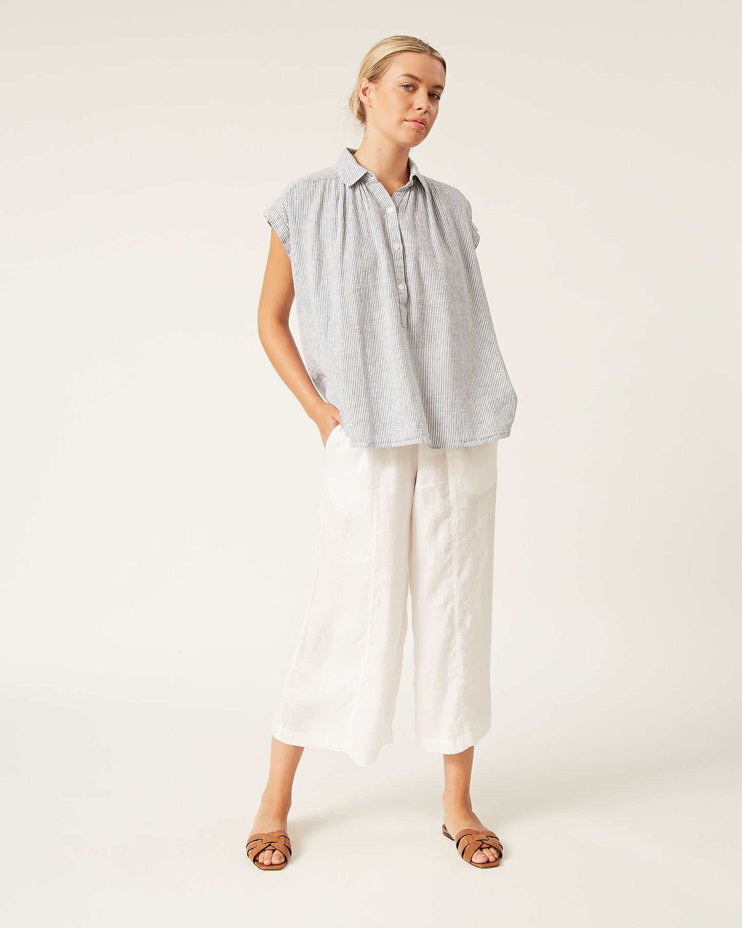 MIRNA washed linen top