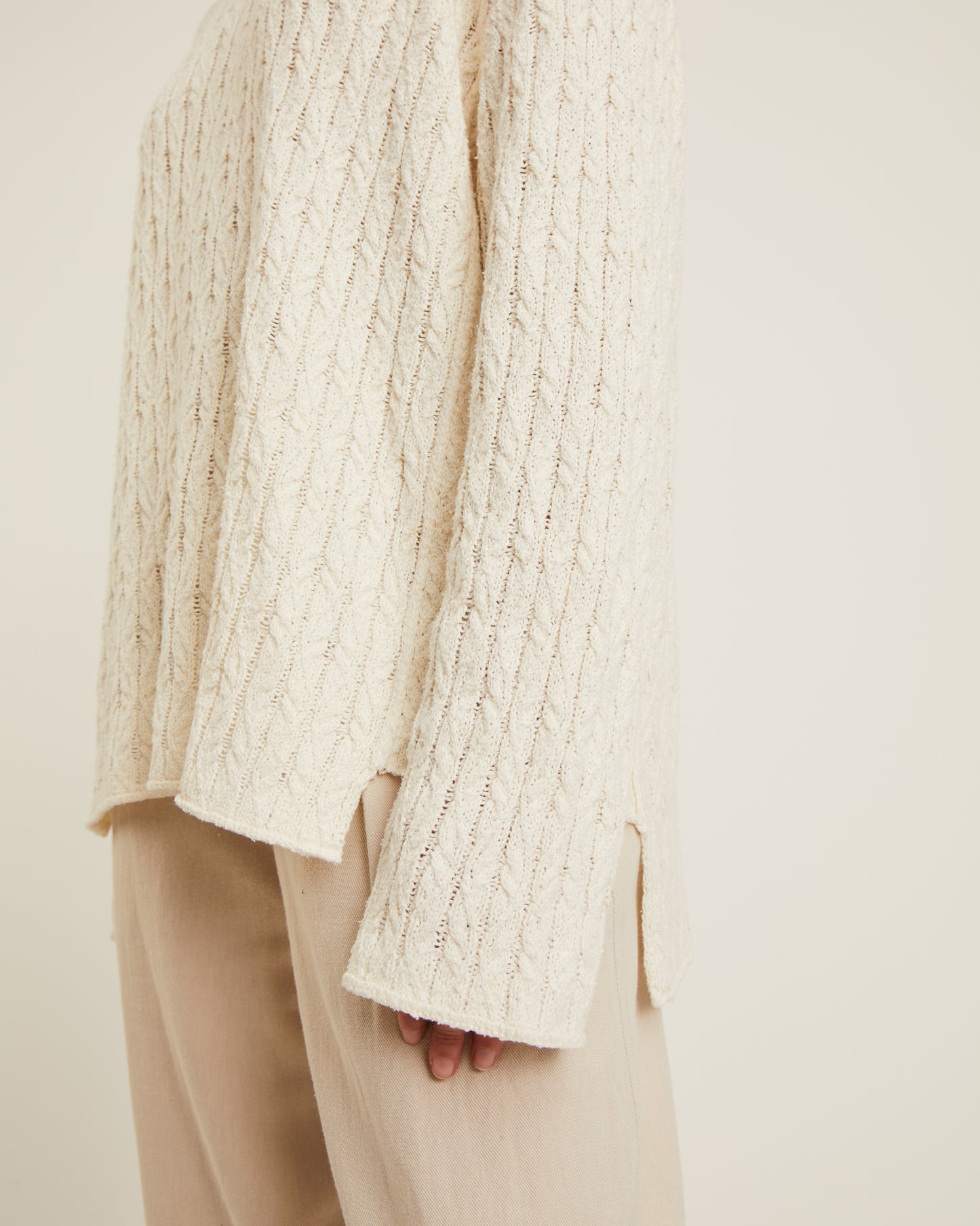 chandail en coton et soie à col bateau et maille torsadée JUDE