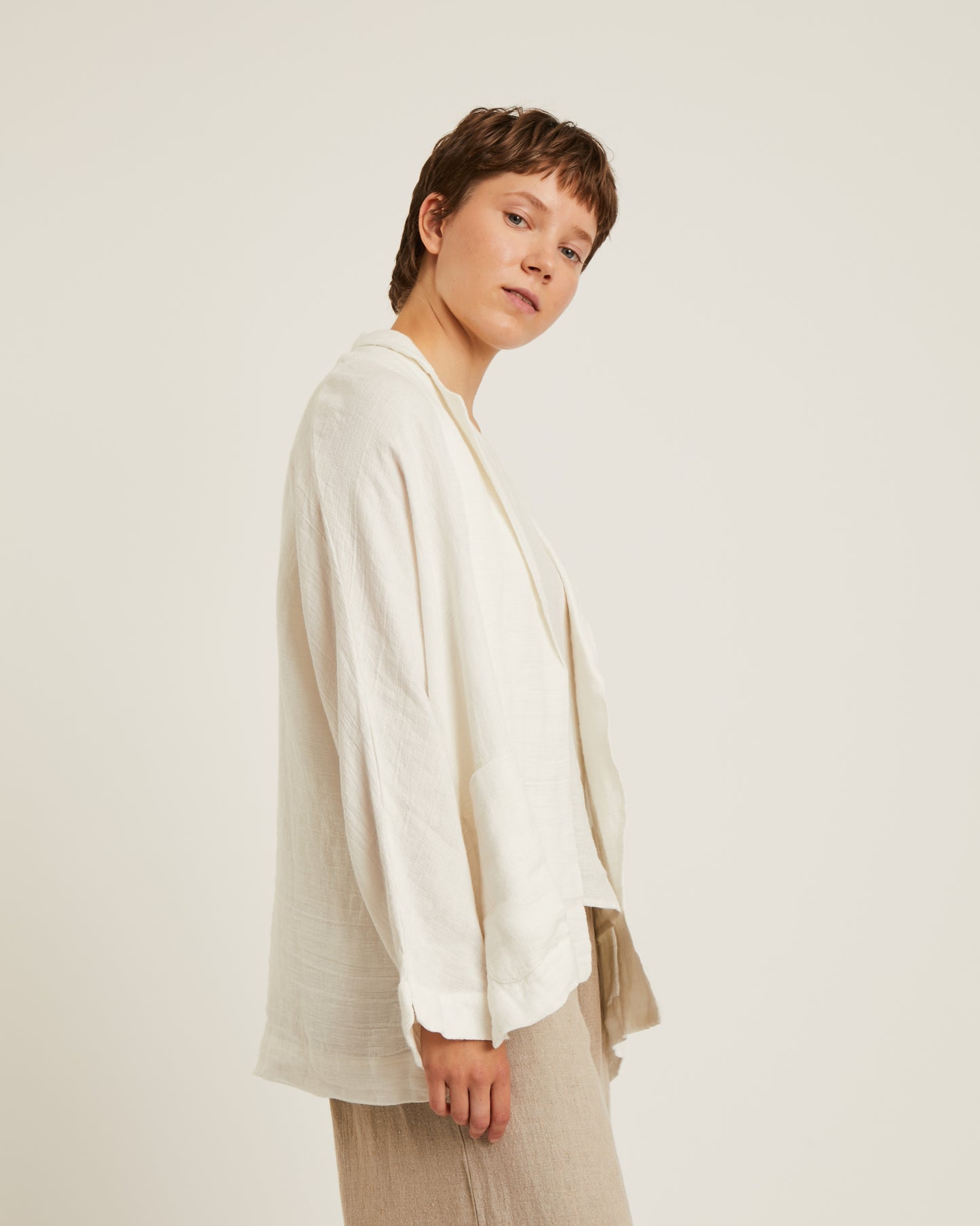veste AMELIA en lin ajouré