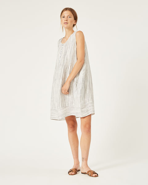 robe NIA