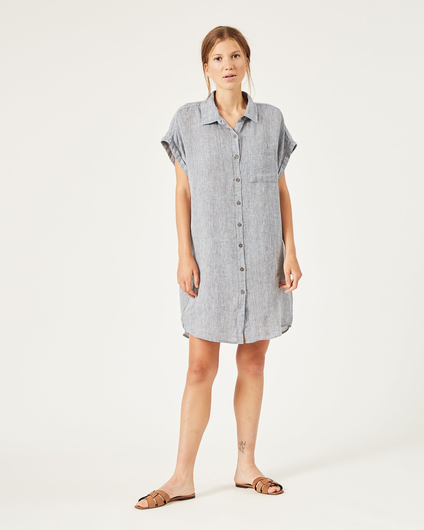 robe REESE