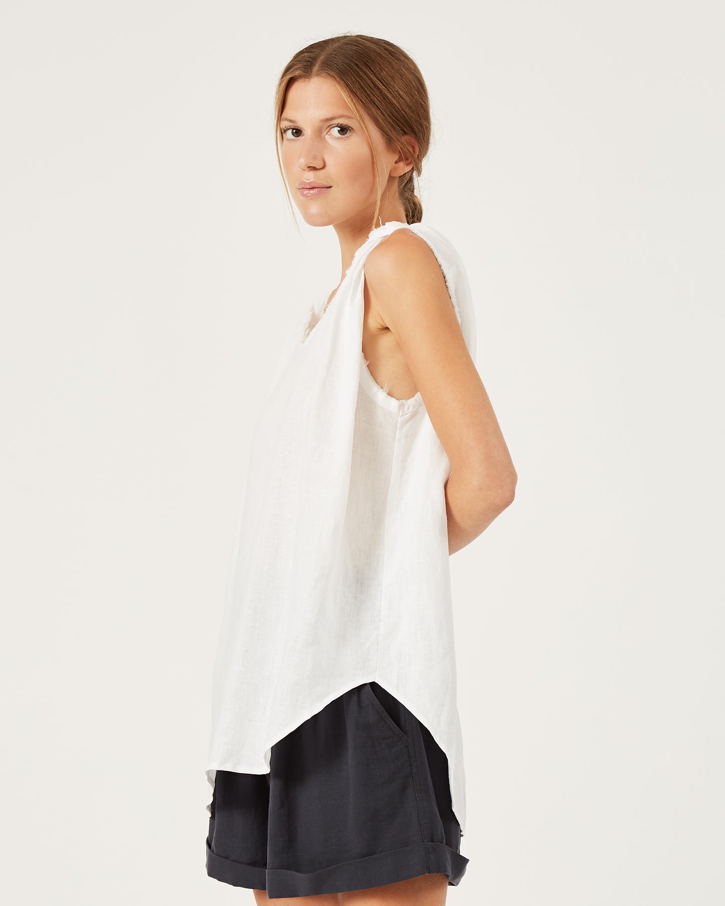 NEVE linen top